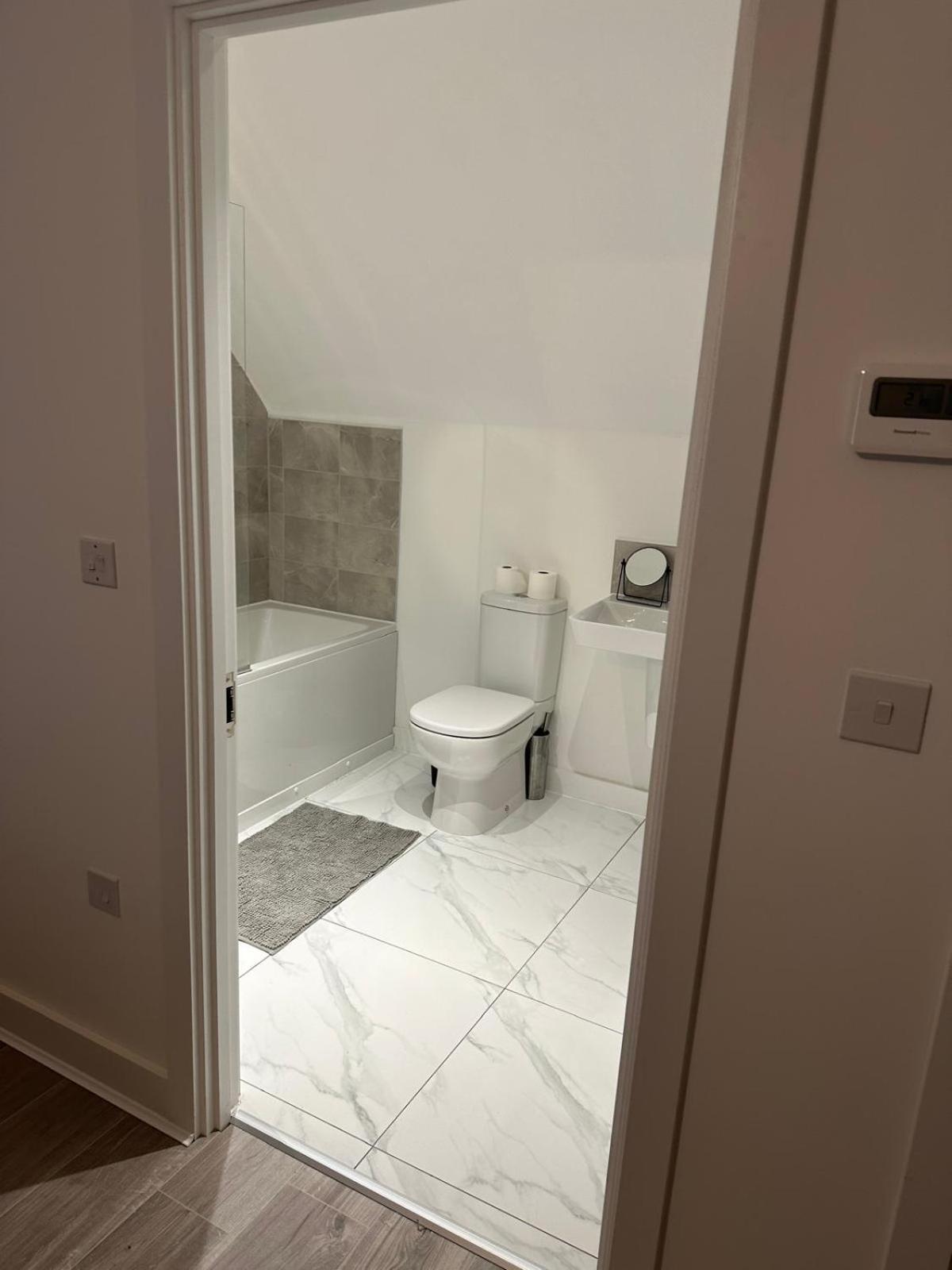 Lush King Ensuite In A Shared Home Manchester Exteriér fotografie